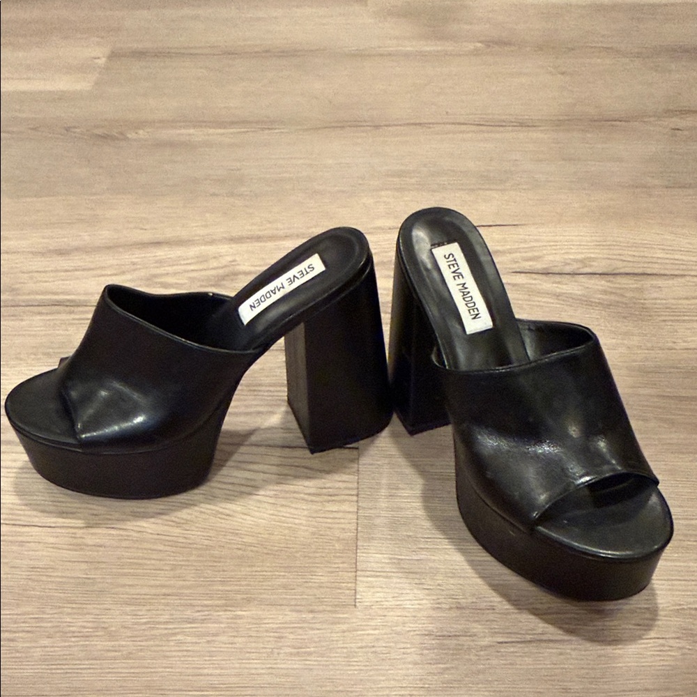 Steve Madden Sleek Black Platform Heels